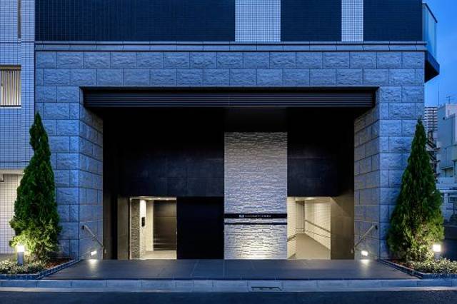 ガーラ・グランディ川崎西口5階 落ち着いたエントランスです