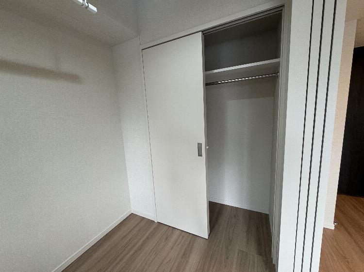 ・ルネサンスコート東新宿5階 収納