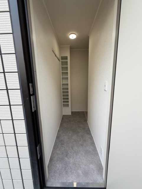 ＣＬＡＩＲＥ　　ＭＵＳＡＳＨＩ201号室 玄関