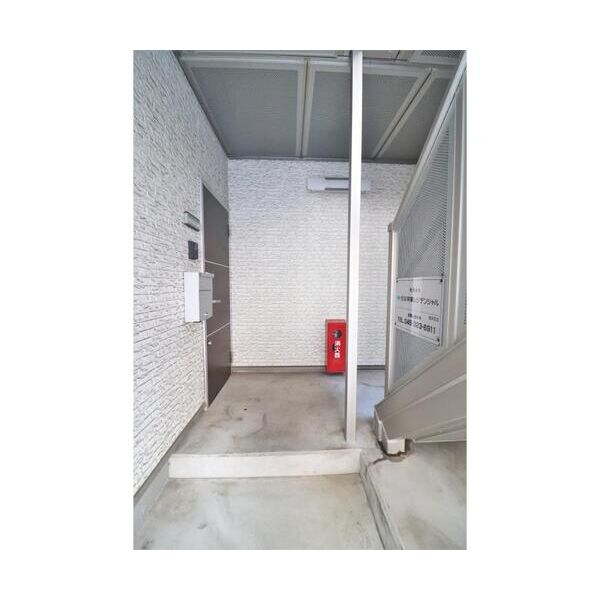 クリスタル・コートGOKO　A棟 エントランス