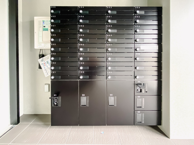 リブレスト篠崎404号室 メール・宅配ボックス