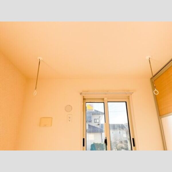 ガーデンハイツ・モッコク102号室 室内物干し