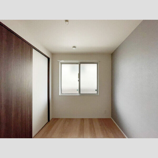 セレスティア白鳥206号室 洋室