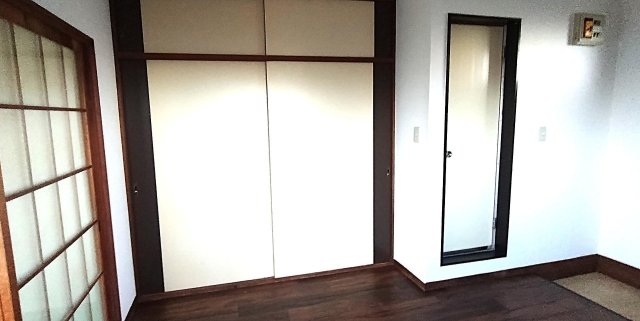 スターハイツ103号室 収納もバッチリ　参考画像：同建物別部屋