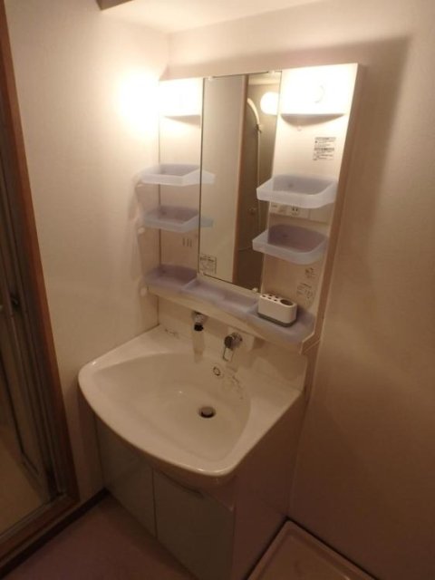 グランドゥール祐天寺 洗面