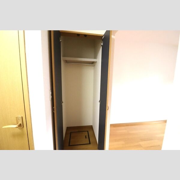 パセオおゆみ野112号室 クローゼット