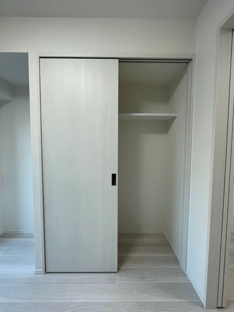 ガーラ・プレシャス新小岩8階 収納