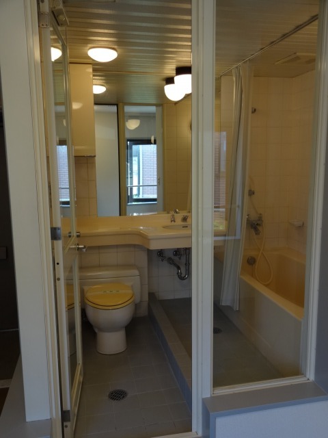 ラ・クレッツ門前仲町0302号室 リビング