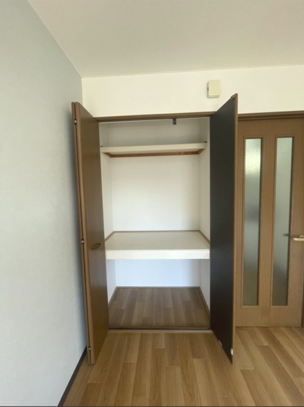 クロノス霞が関South2階 収納