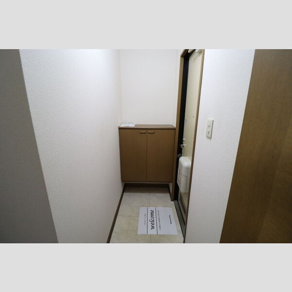 ハイカムール園生　Ⅱ 玄関