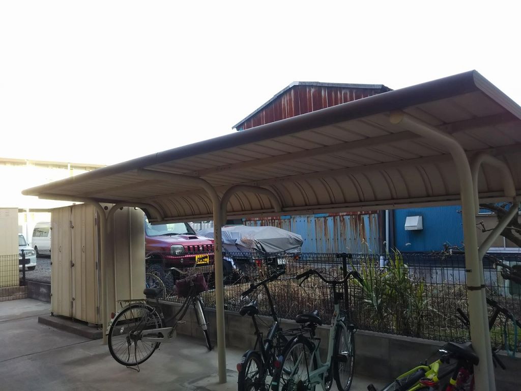 レオパレスＴＥＮ207号室 シューズボックス