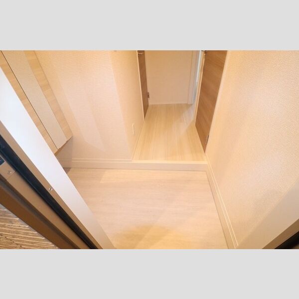 アベニール112号室 玄関　シューズボックス(トールタイプ)あり