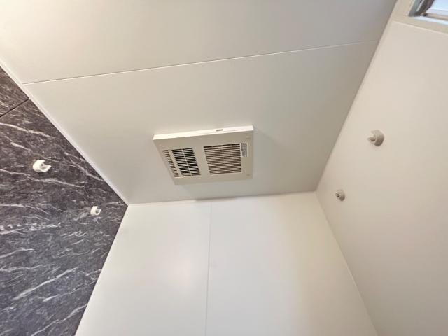 アンブレラ 浴室乾燥機