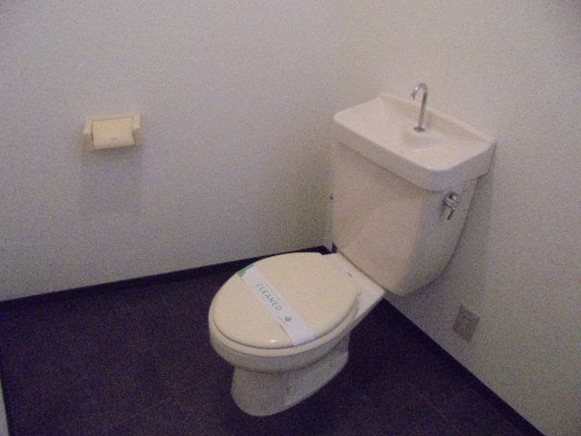 アルカンシェール三軒茶屋 トイレ