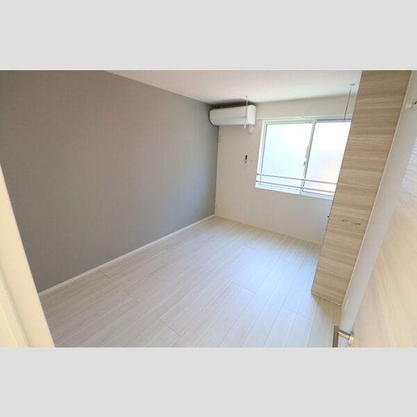 D Paina 殿町202号室 洋室