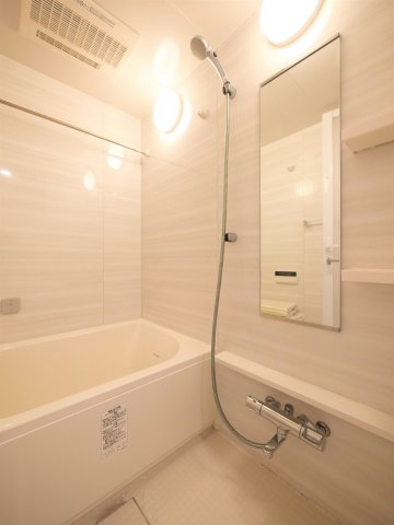 PREMIUM CUBE G 三軒茶屋 内観