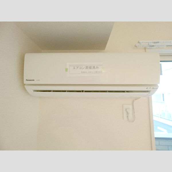 メゾンエミールドゥ105号室 エアコン