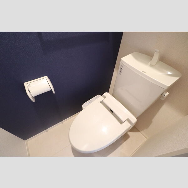 コリーヌ　A 温水洗浄暖房便座