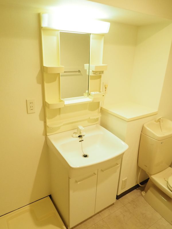 グランドゥール日吉2階 洗面