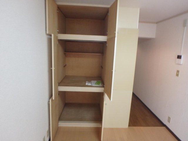 エトワール上連雀1階 クローゼット