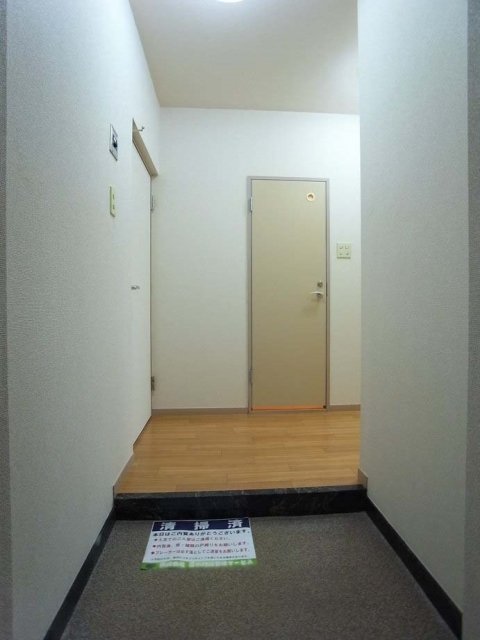 ネクサス巣鴨 玄関