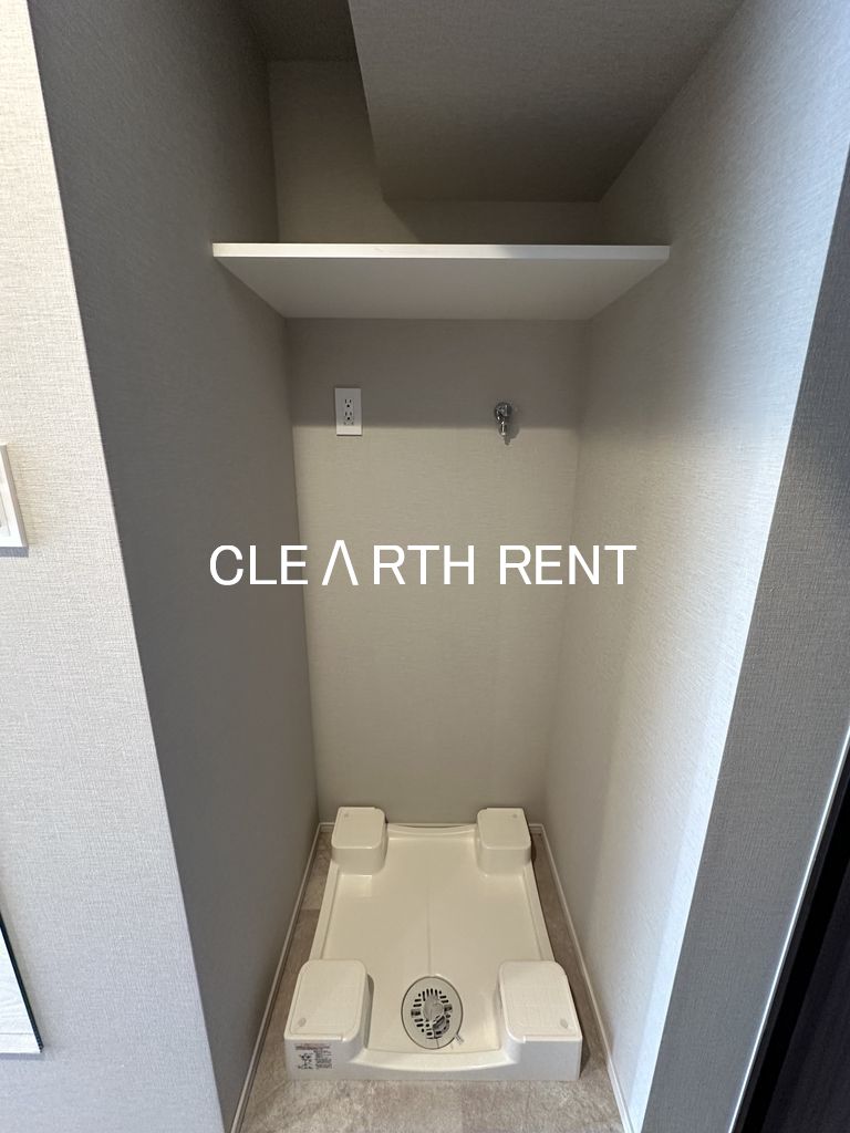 コンシェリア東京 ＜ＨＩＧＡＳＨＩＪＵＪＯ ＲＥＳＩＤＥＮＣＥ5階 洗濯機置き場