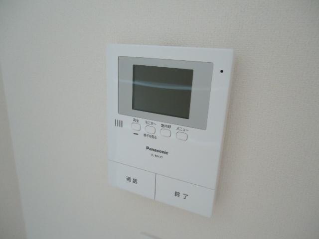 ラビランスＢ105号室 カメラ付インターホン