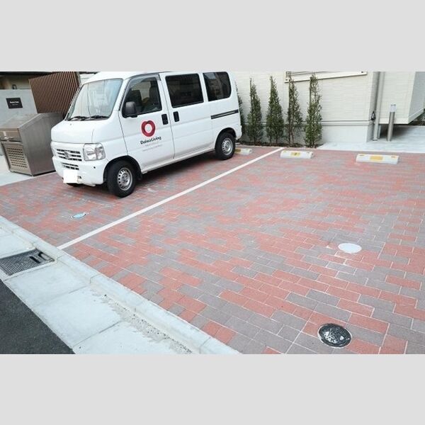 ブエナ カーサ 駐車場