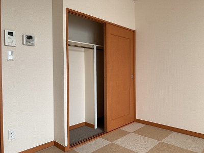 レオパレスルナ　ルミエール与野 内観