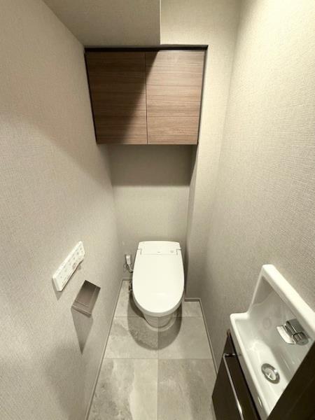 ルネサンス赤坂プレミアムコート4階 トイレ