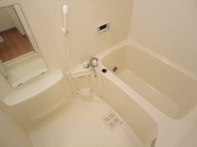 ＴＩＡＲＡ（ティアラ） バス