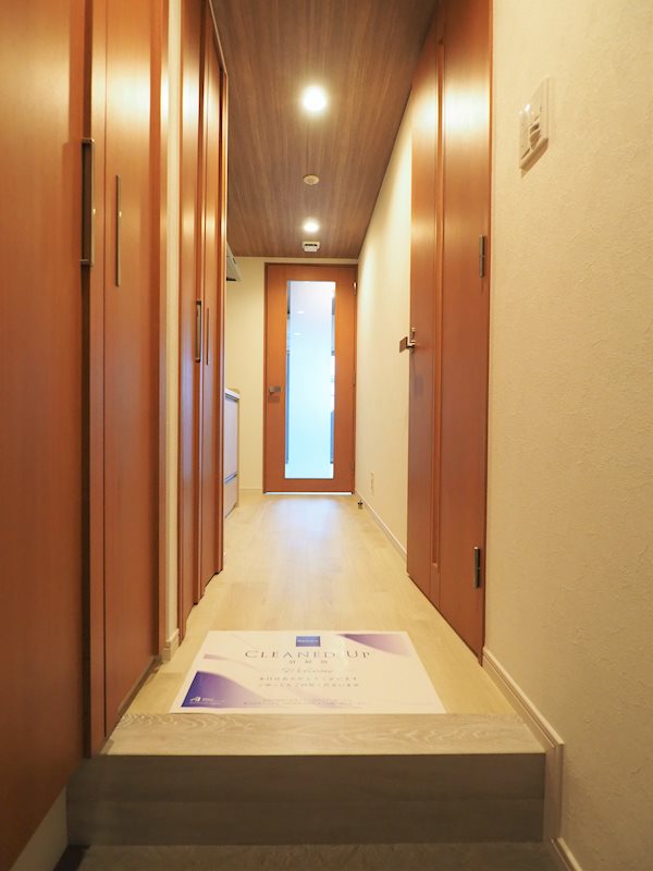 レジディア池袋3階 玄関