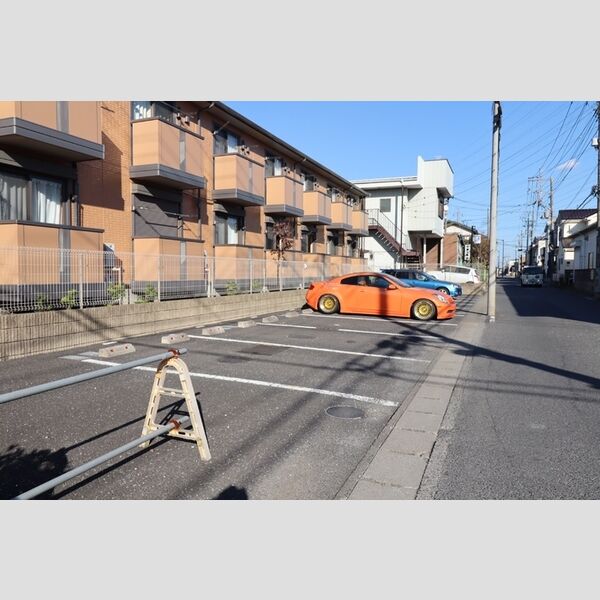 ウィルモアK・Ⅱ208号室 駐車場