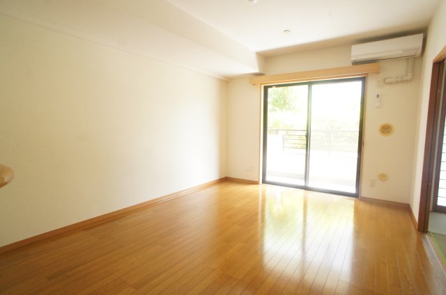 グランコート蘇我 102号室の写真です