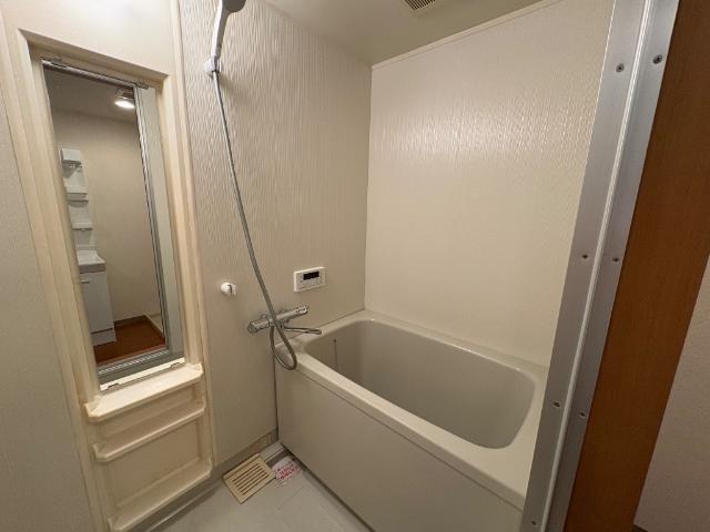 カーサグランデ205号室 バス