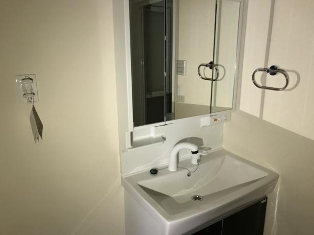 プラム 洗髪洗面化粧台