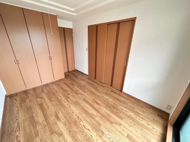 ＴＨ・ルミナス 洋室