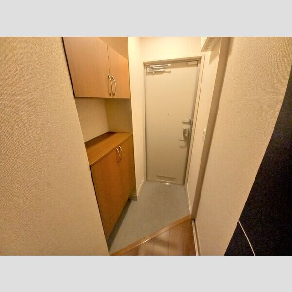 アルカンシェル北越谷106号室 玄関