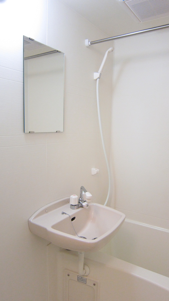 レオパレスグランツⅢ 浴室乾燥機付