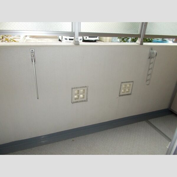 SOLARE横浜103号室 バルコニー