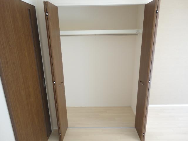 Ｐｅｔｉｔｅ　Ｌｕｍｉｅｒｅ クローゼット（イメージ）