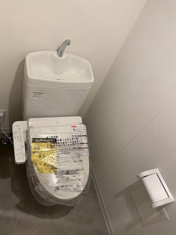 GENOVIA蕨1階 トイレ