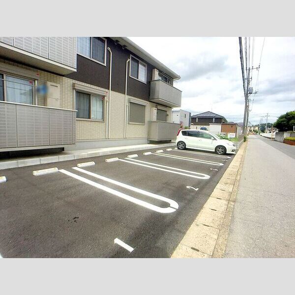 ピュアコート　Ⅱ 駐車場