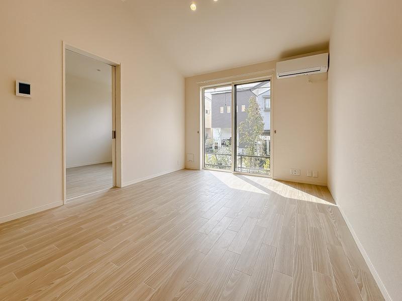 KAMULA 南2階 リビング