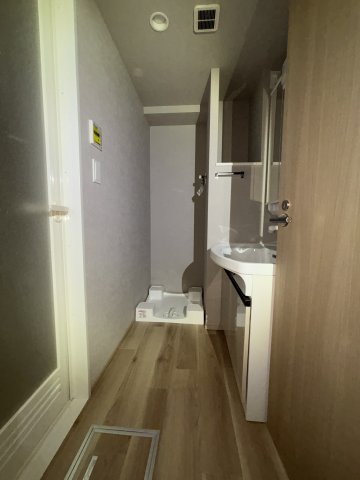 グランディアラフィーネ303号室 内観