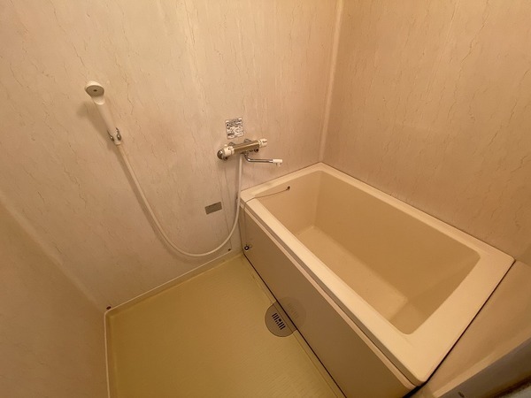 サンベルテ戸塚1階 同建物別部屋の参考画像