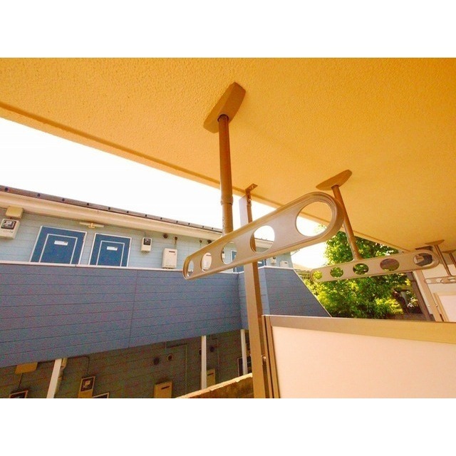 センチュリーハイツ103号室 物干しフックあり