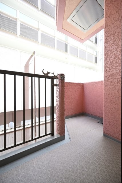 セザール第二伊勢佐木町 バルコニー