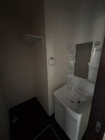 フローラルヴィレッジ ※通電していないためお写真が暗くなっております。