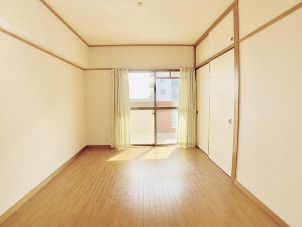 シャルム・Ｋ・カーサ7階 リビング